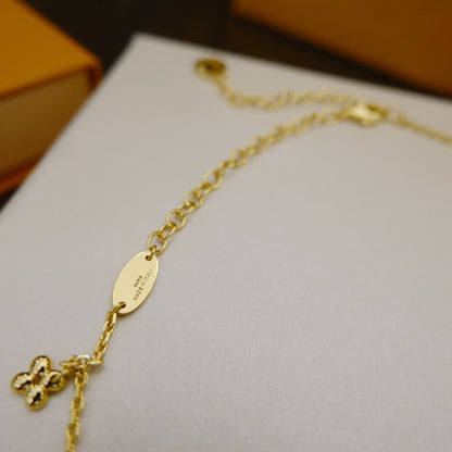 [Elara]BLOOMING SUPPLE NECKLACE BRASS
