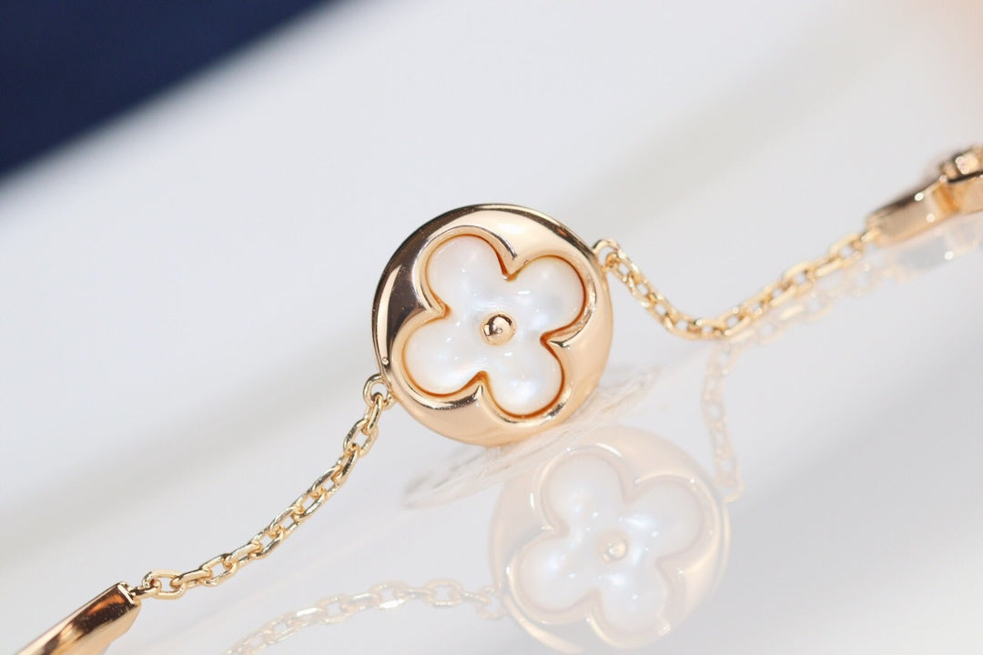 [Elara]LEAF CLOVER BRACELET