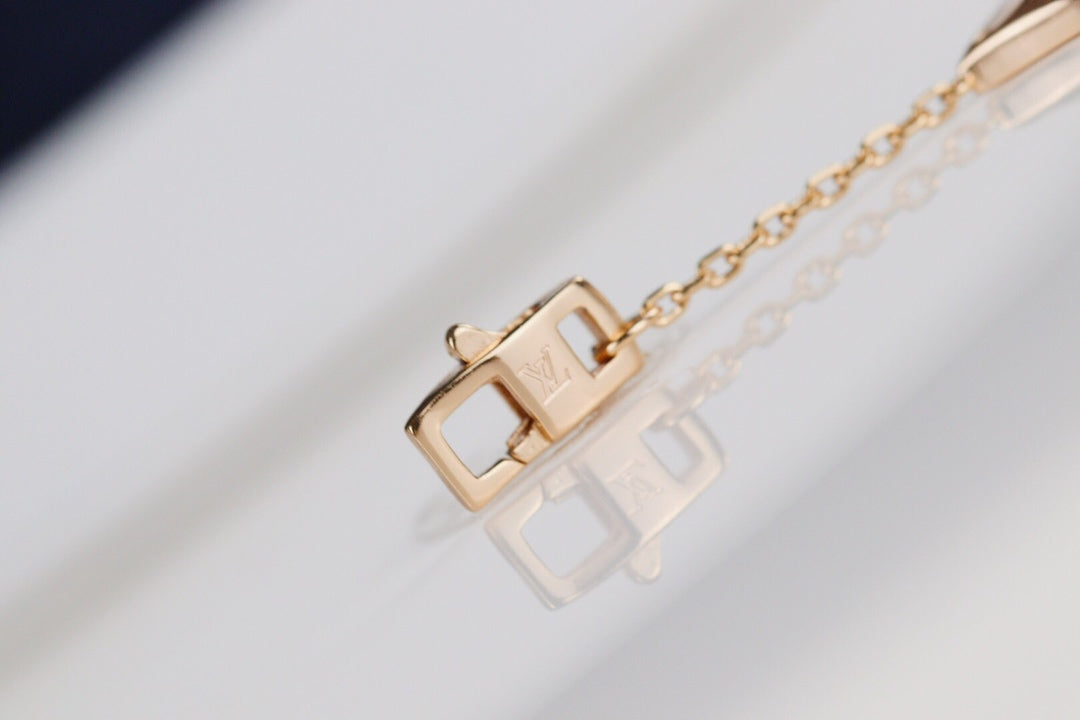 [Elara]LEAF CLOVER BRACELET
