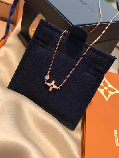 [Elara]BLOSSOM PENDANT ROSE GOLD AND DIAMOND