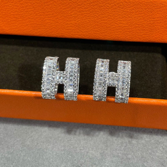 [Elara]H スタッドピアス シルバーダイヤモンド