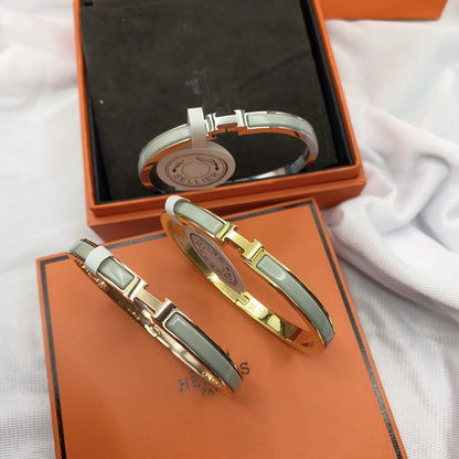 [Elara]CLASSIC HM CLIC GREEN 8MM ENAMEL BRACELET