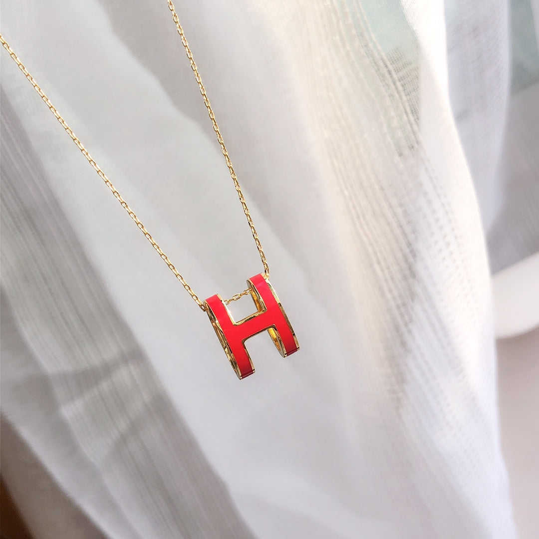 [Elara]HM CLIC ROT EMAILLIERTE GOLDHALSKETTE