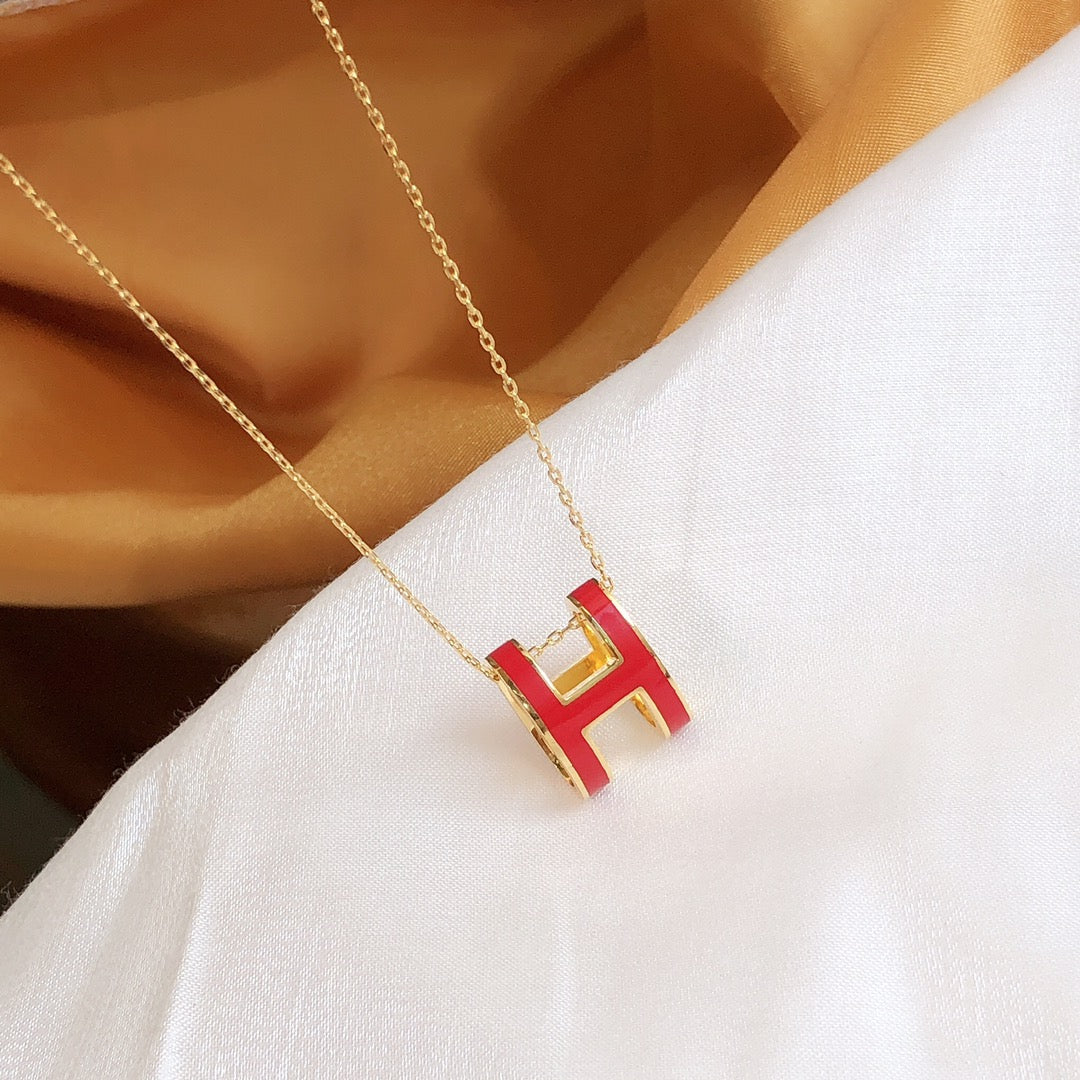 [Elara]HM CLIC ROT EMAILLIERTE GOLDHALSKETTE