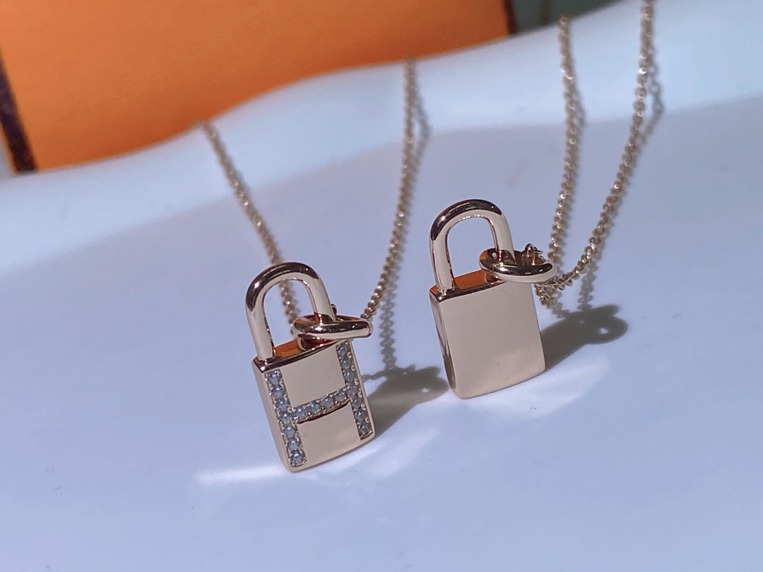 [Elara]HM ADVANCED NICHE LOCK HEAD HALSKETTE DIAMANTEN