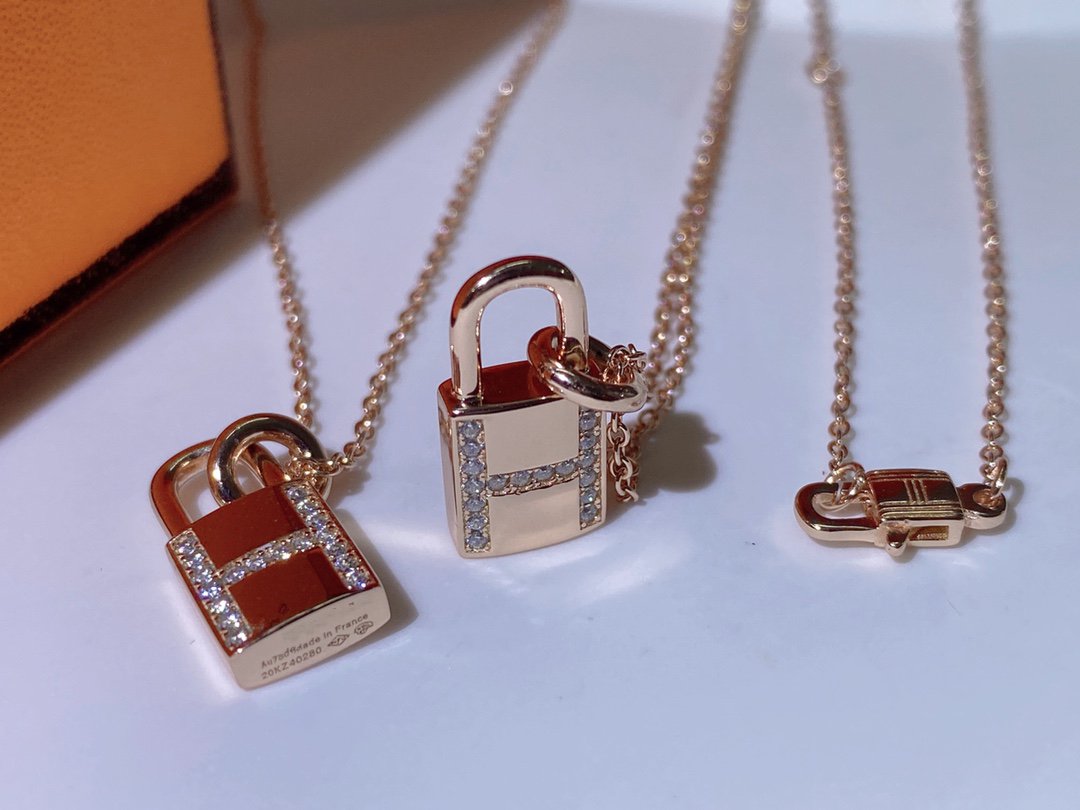 [Elara]HM ADVANCED NICHE LOCK HEAD HALSKETTE DIAMANTEN