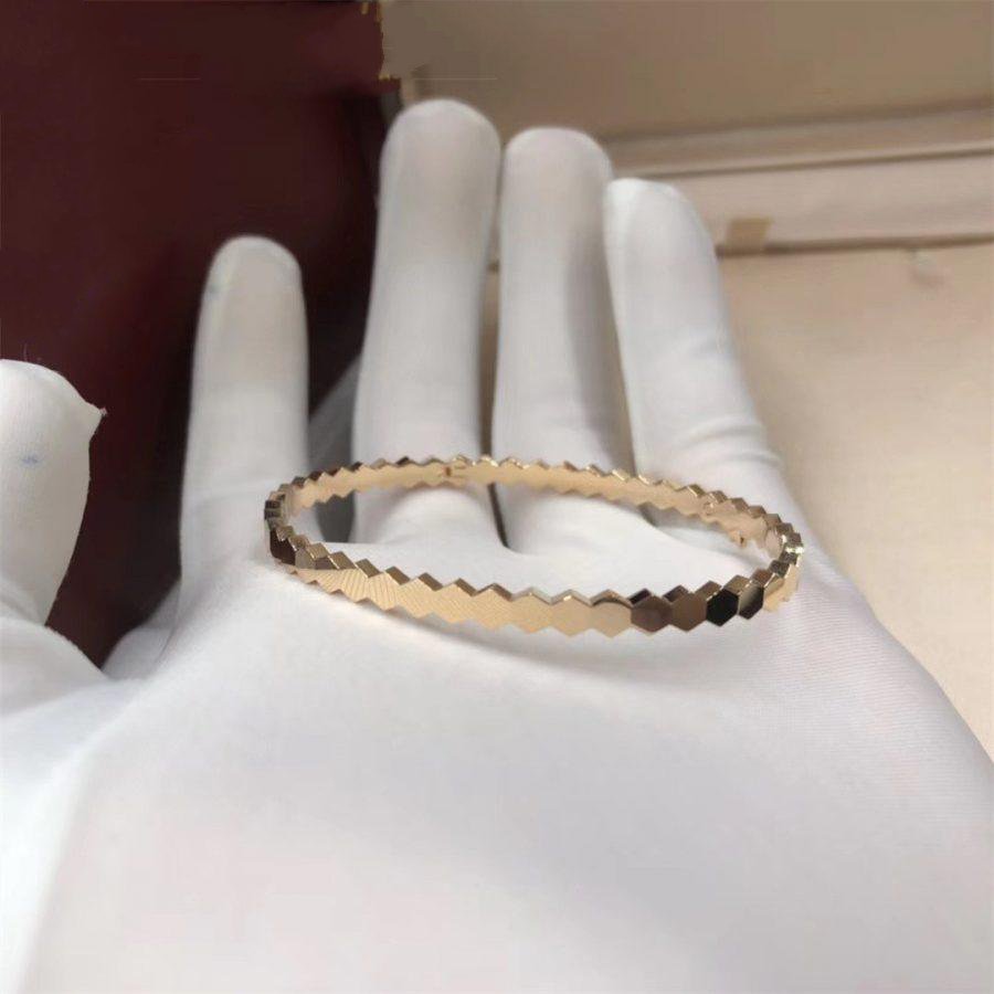 [Elara]BEE LOVE GOLD BRACELET