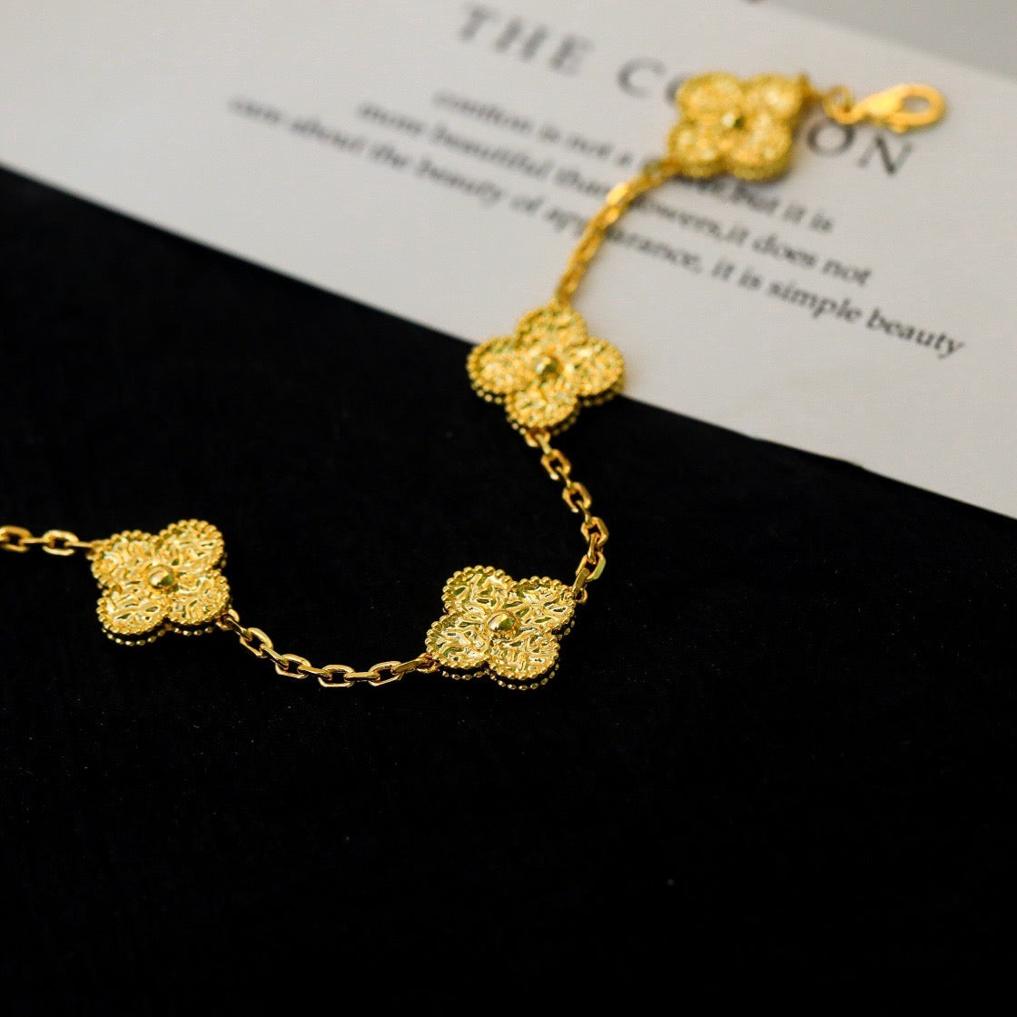 [Elara]LUCKY CLOVER 5-MOTIF BRACELET - BRONZING