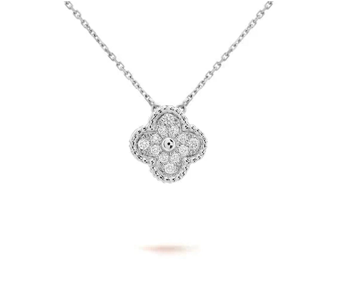 [Elara]15MM KLEEBLÜTEN-ANHÄNGERKETTE WEISSGOLD-KOLLEKTION