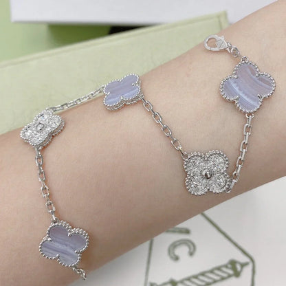 [Elara]LUCKY CLOVER 5-MOTIF BRACELET - PURPLE CHALCEDONY COLLECTION