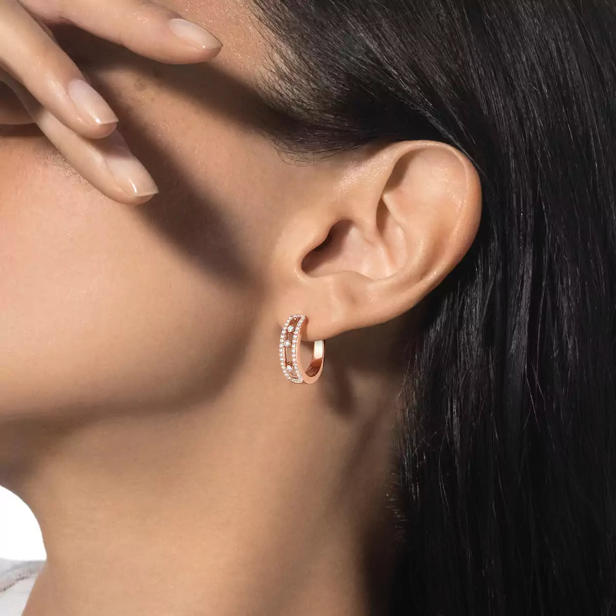 [Elara]MOVE PAVÉ DIAMOND HOOP EARRINGS