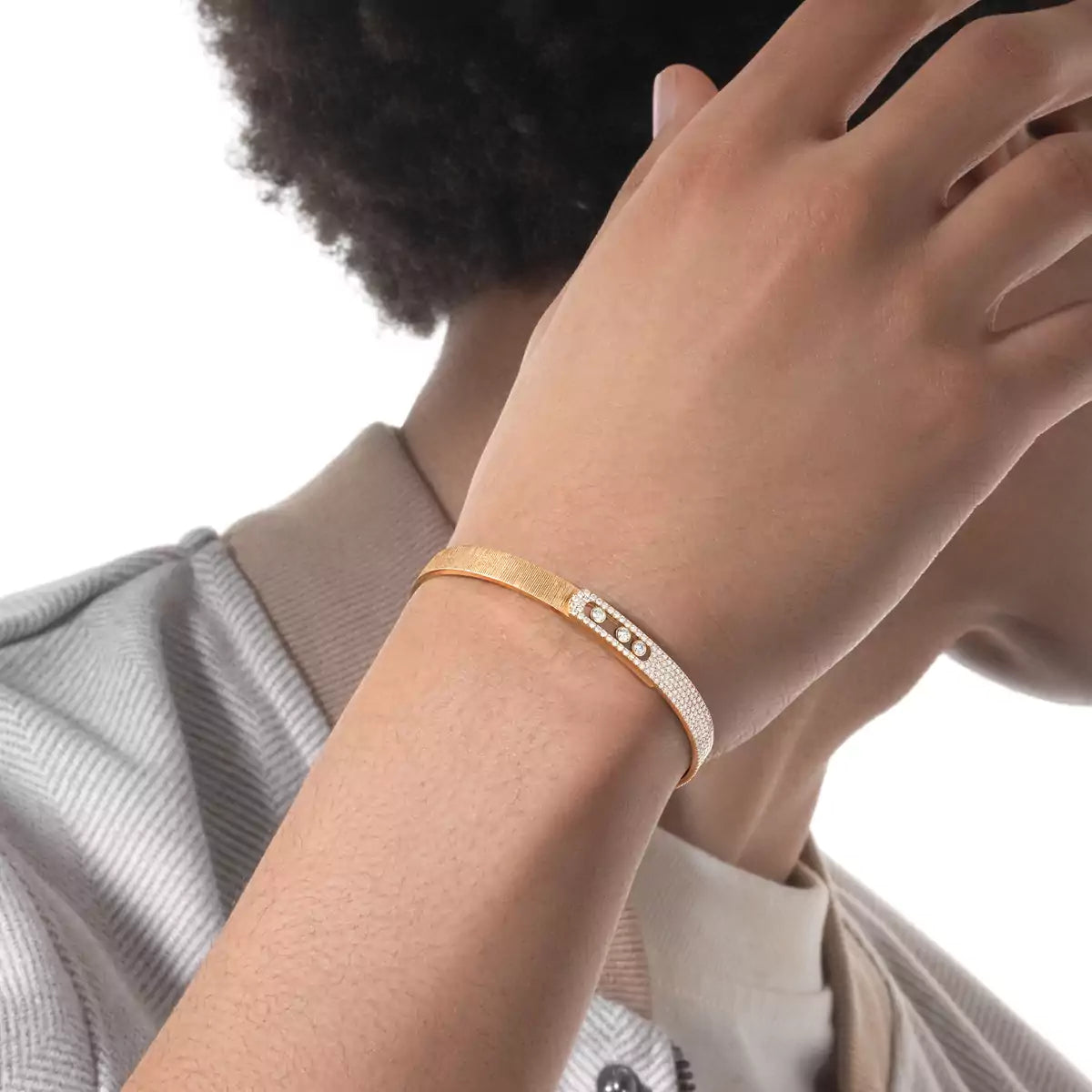 [Elara]MOVE NOA CISELÉ HALB-PAVÉ DIAMANT-ARMBAND
