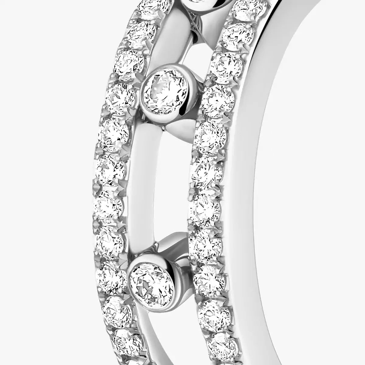 [Elara]MOVE PAVÉ DIAMOND HOOP EARRINGS