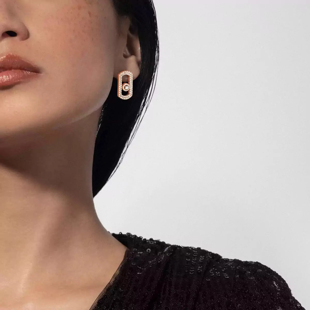 [Elara]SO MOVE PAVÉ DIAMOND EARRINGS